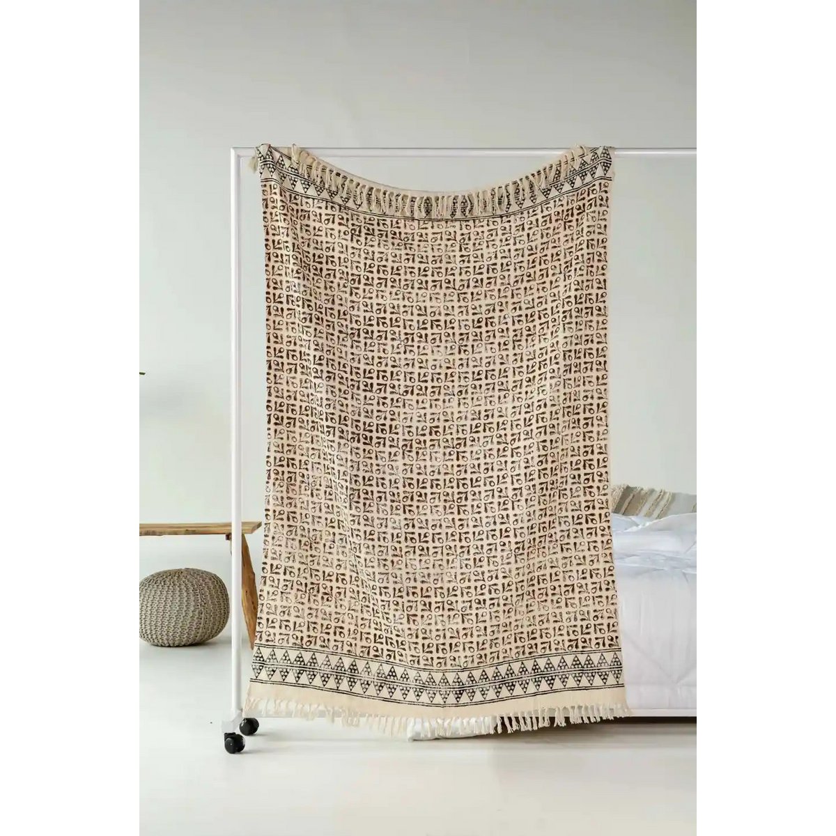 Cream & Brown Ethnic Plaid – Leaf Print with Fringes – 125×180 cm – Urbane Hide